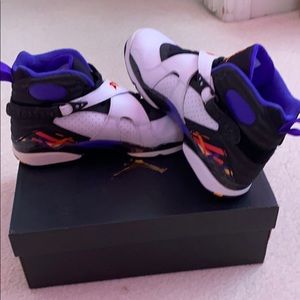 Air Jordan 8 Retro BG